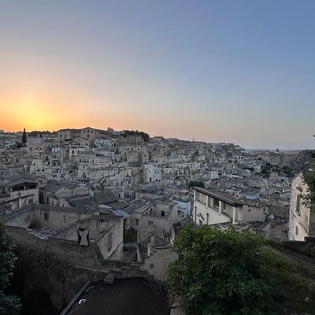 Il Tufo In Festa Apartment Matera Luaran gambar